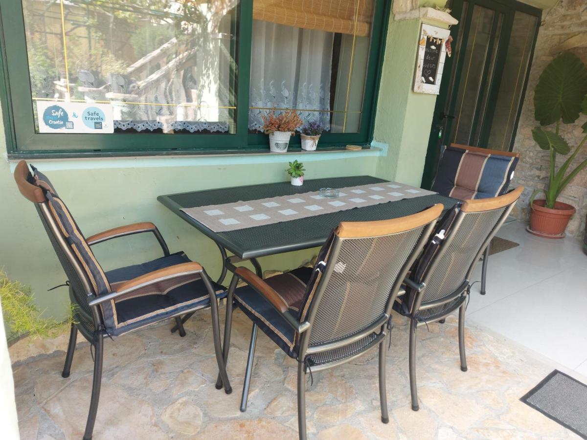 Apartment Balinovaca Скрадин Екстериор снимка